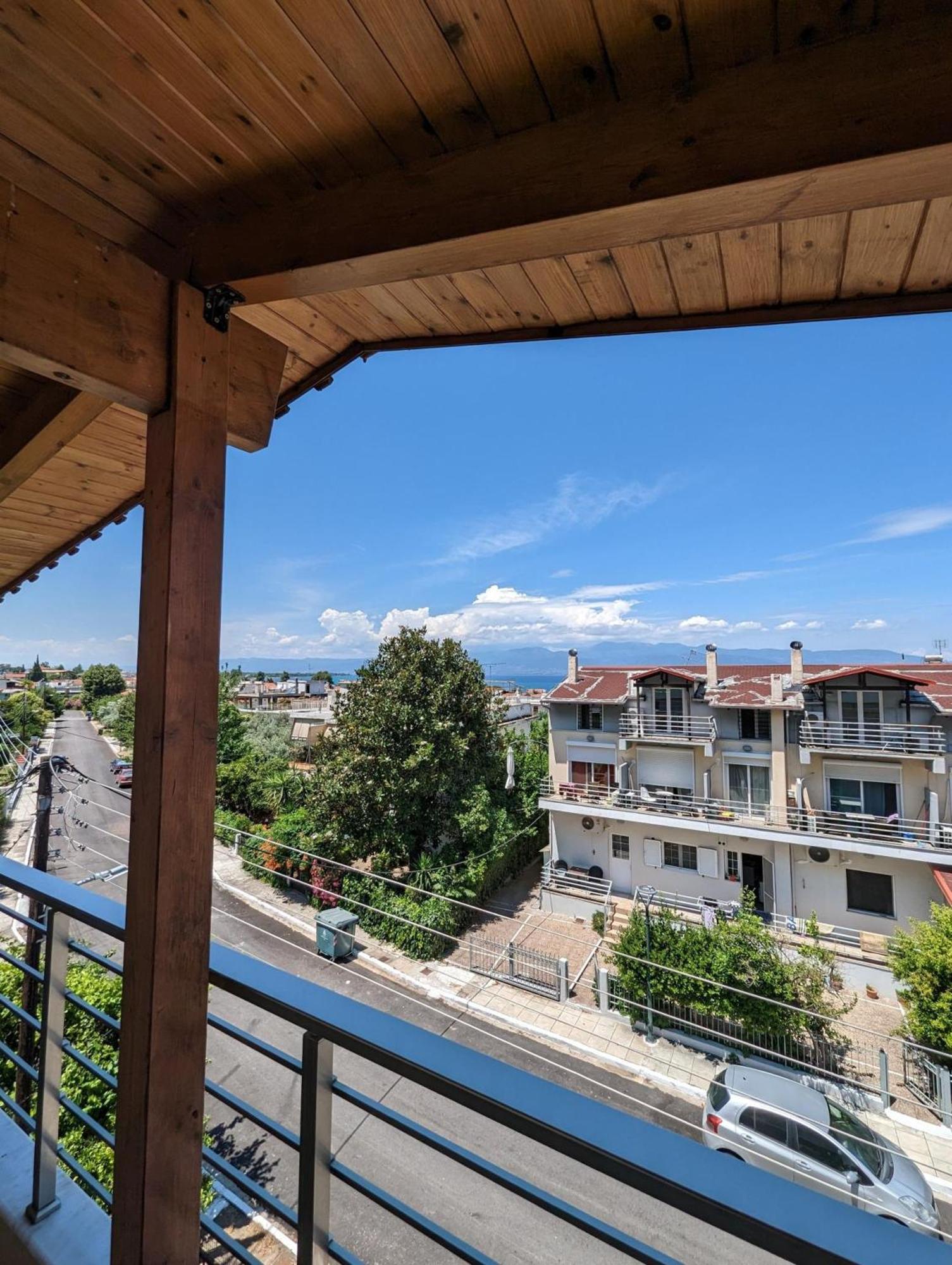 Samaras Apartments In Kamena Vourla Exteriér fotografie