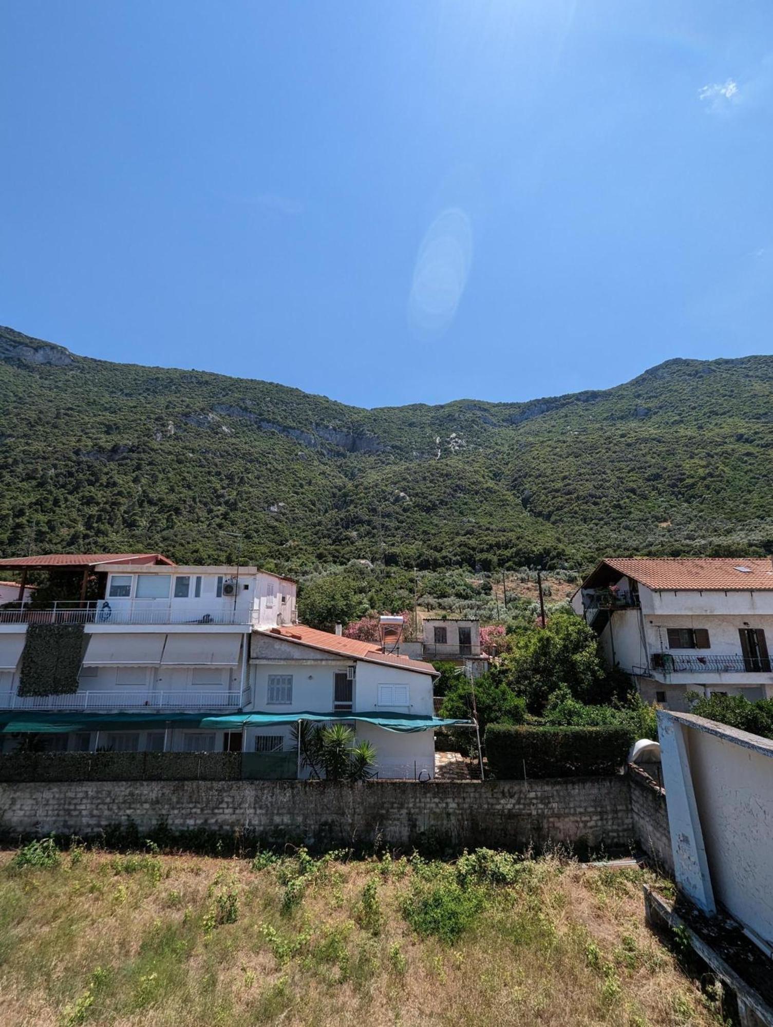 Samaras Apartments In Kamena Vourla Exteriér fotografie